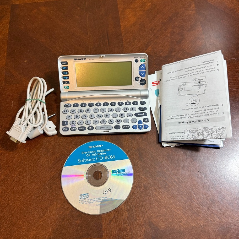Vintage Sharp Wizard Oz-730‎ Electronic Organizer Pocket Computer w/cable